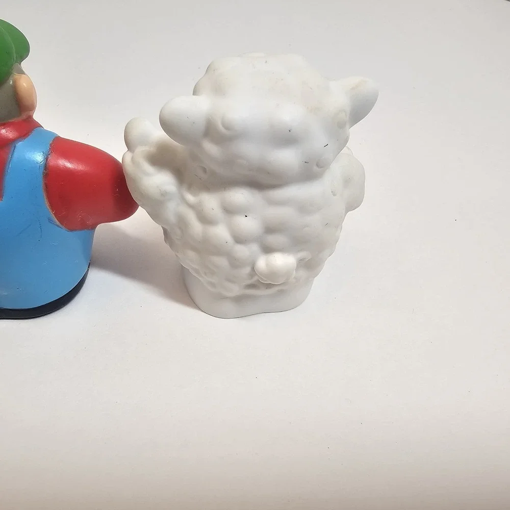 Tomy  3 Piece‎ Replacement Figures for John Deere hayride Toy